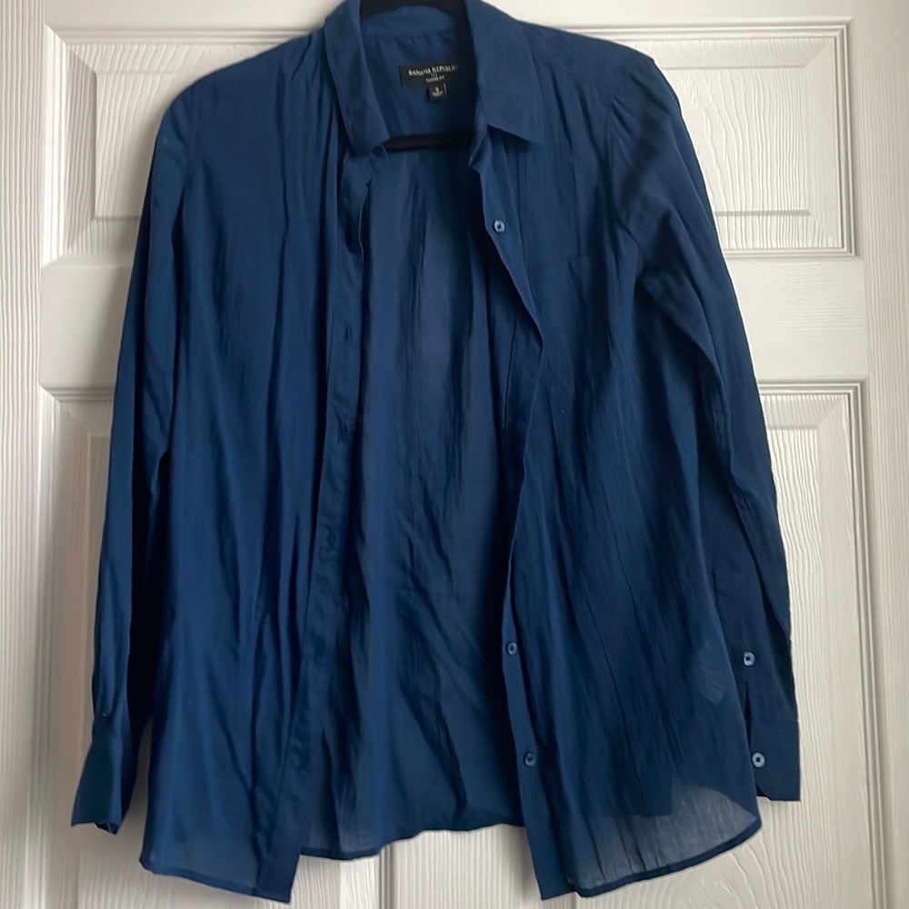 Banana republic blue shirt, S